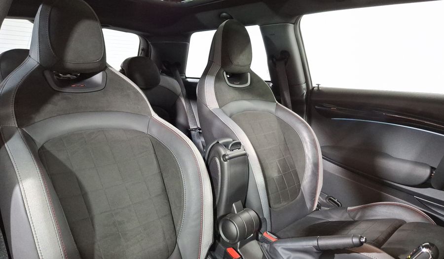 Mini John Cooper Works 2.0 COOPER ICONIC AUTO Hatchback 2024
