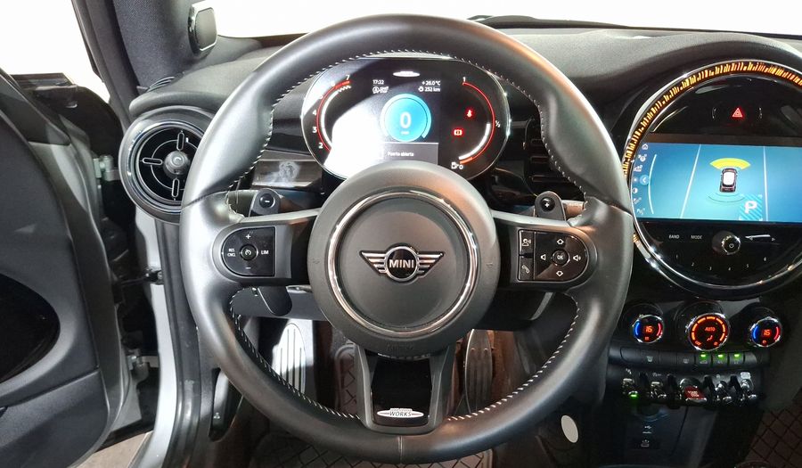 Mini John Cooper Works 2.0 COOPER ICONIC AUTO Hatchback 2024