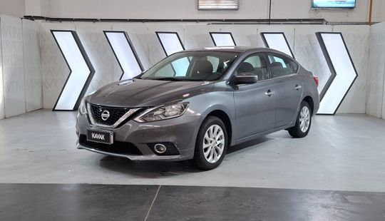 Nissan • Sentra
