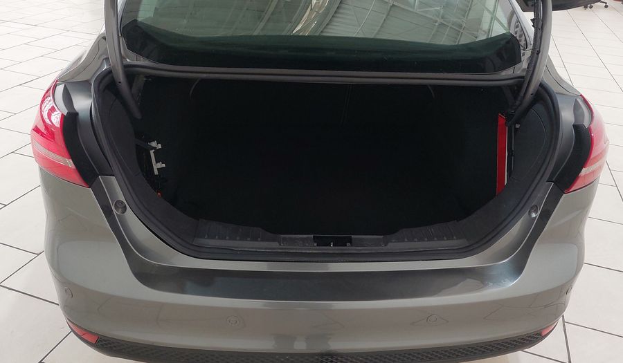 Ford Focus 2.0 SE SEDAN AT Sedan 2018