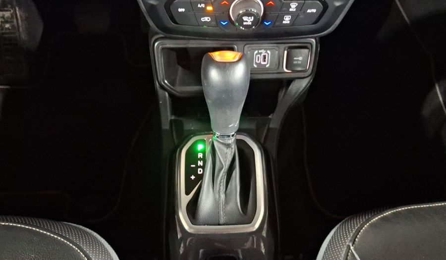 Jeep Renegade 1.3 LATITUDE AUTO Suv 2023