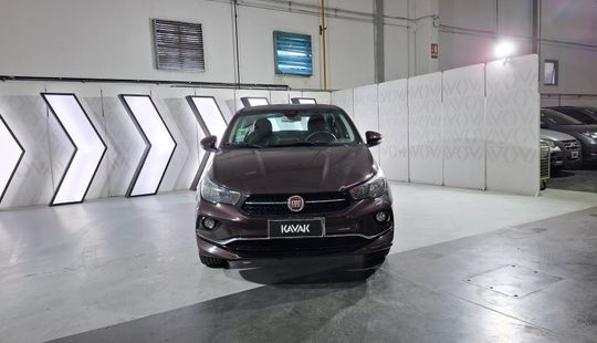 Fiat • Cronos