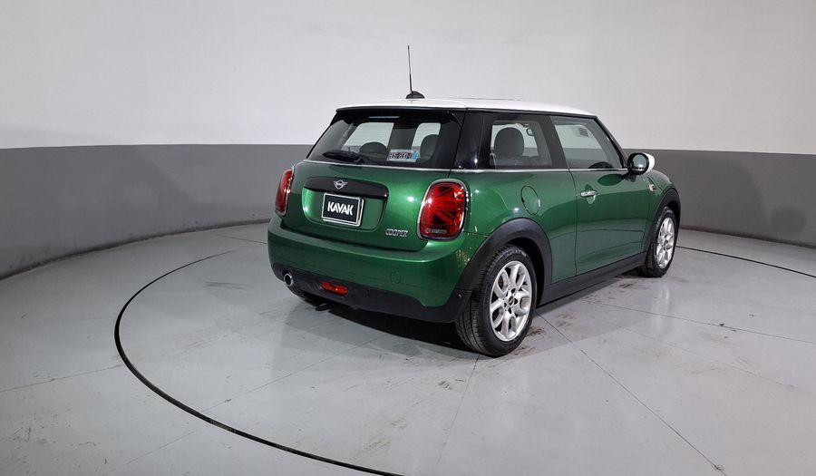 Mini Cooper 1.5 COOPER CHILI DCT Hatchback 2021