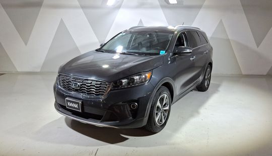 Kia • Sorento