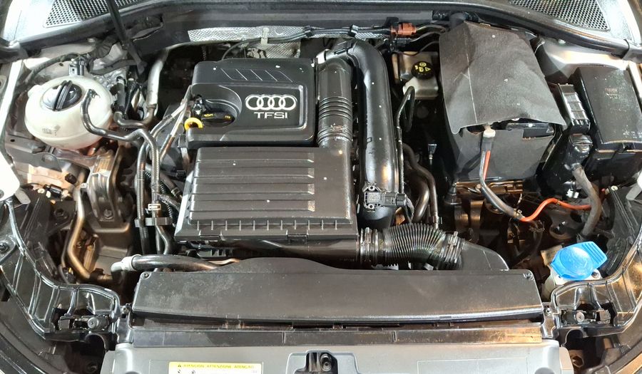 Audi A3 1.4 TFSI AMBIENTE S TRONIC Sedan 2016