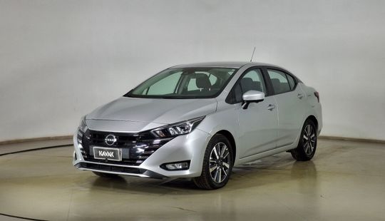 Nissan • Versa