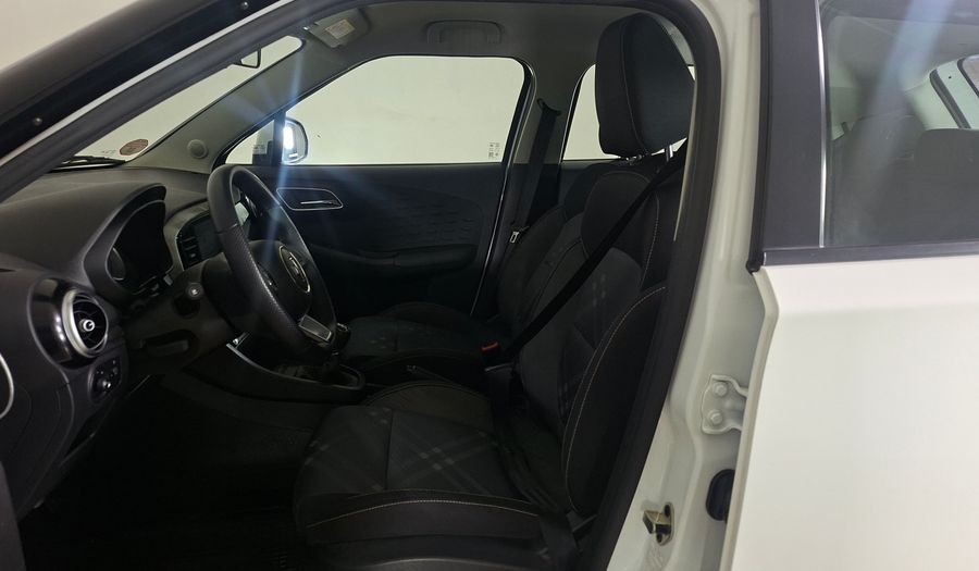 Mg 3 1.5 STD PLUS MANUAL Hatchback 2025