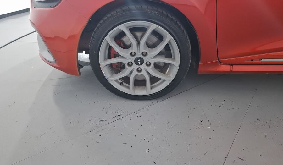 Renault Clio 1.6 RS PIEL Hatchback 2017