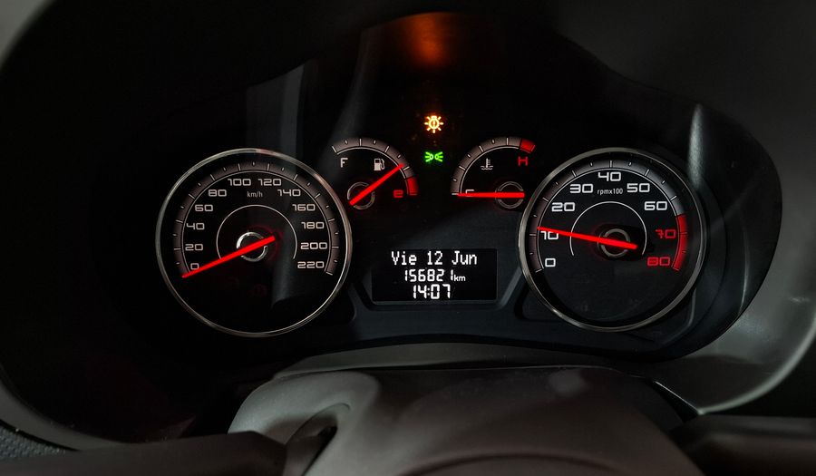 Fiat Palio 1.4 ATTRACTIVE Hatchback 2013