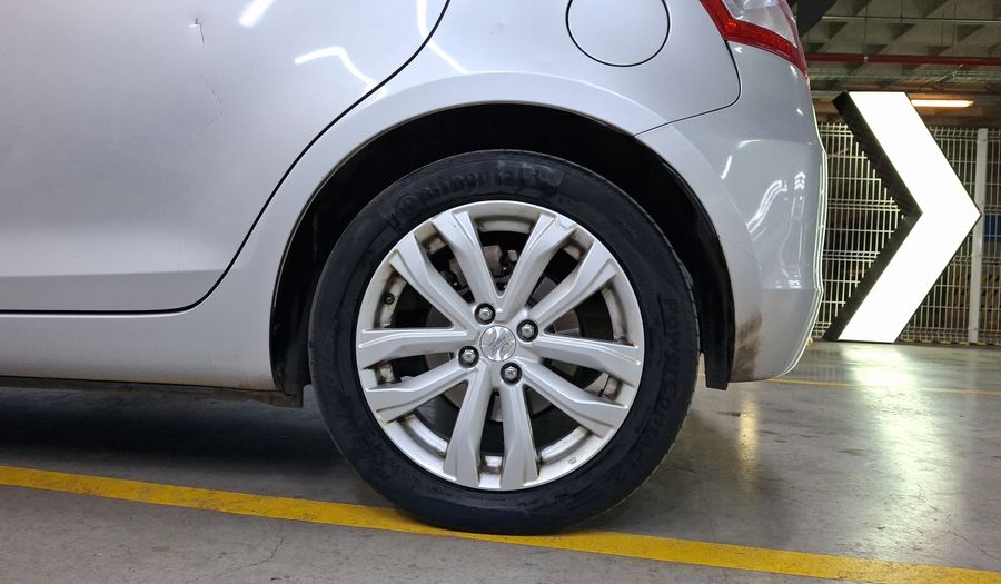Suzuki Swift 1.4 GLX AT Hatchback 2014
