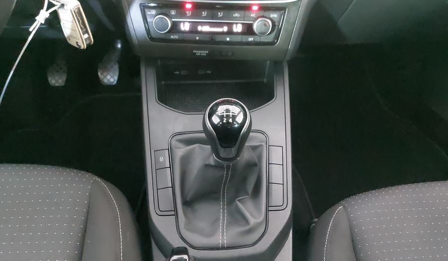 Seat Ibiza 1.6 STYLE Hatchback 2024