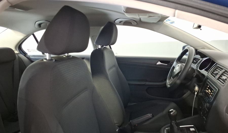 Volkswagen Jetta 2.0 MT Sedan 2018