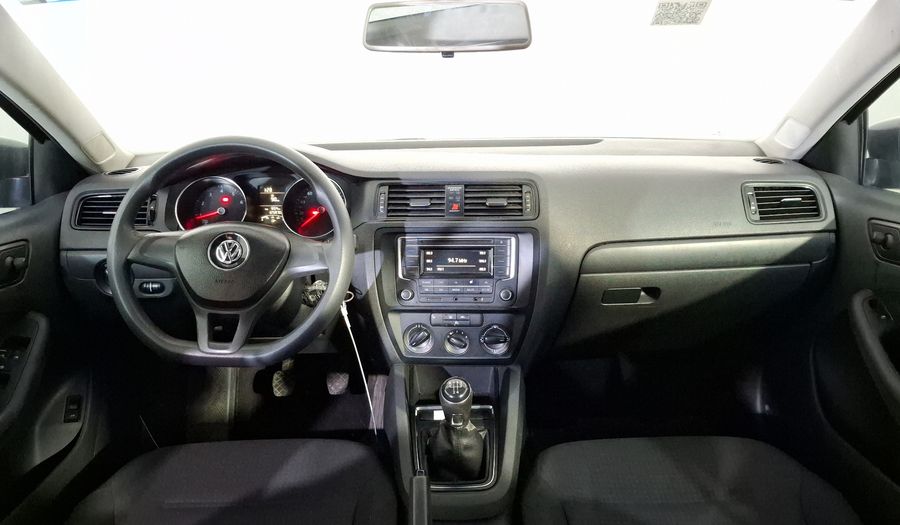 Volkswagen Jetta 2.0 MT Sedan 2018