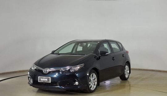 Toyota • Auris
