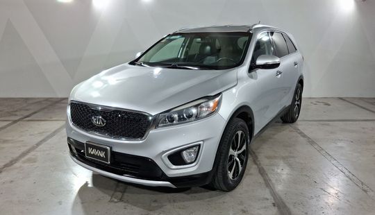 Kia • Sorento