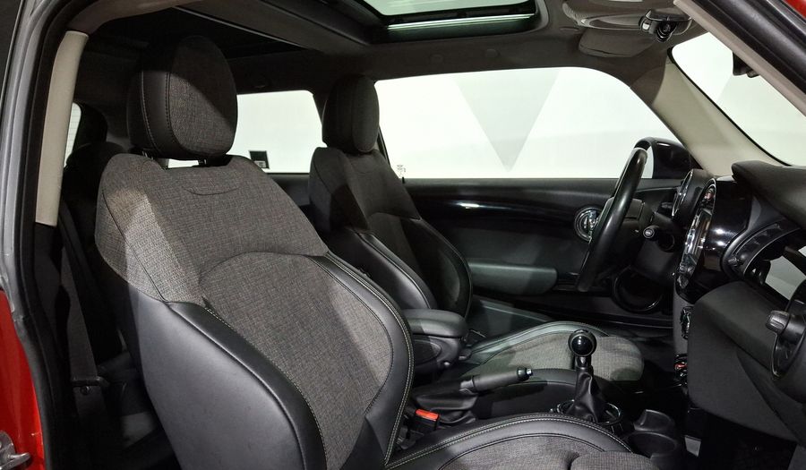 Mini Cooper 1.5 COOPER CHILI Hatchback 2017