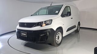 Peugeot • Partner