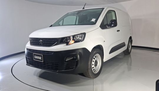 Peugeot • Partner