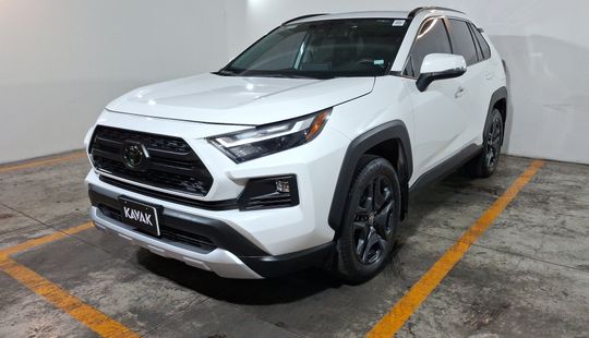 Toyota • RAV4