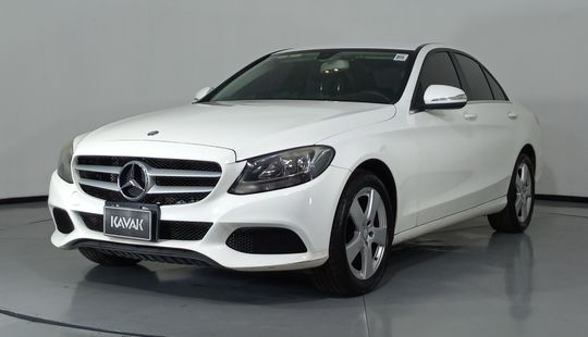 Mercedes Benz • Clase C