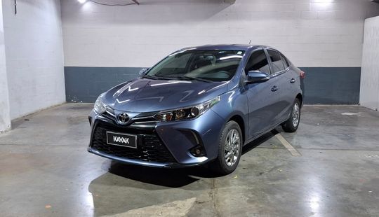 Toyota • Yaris