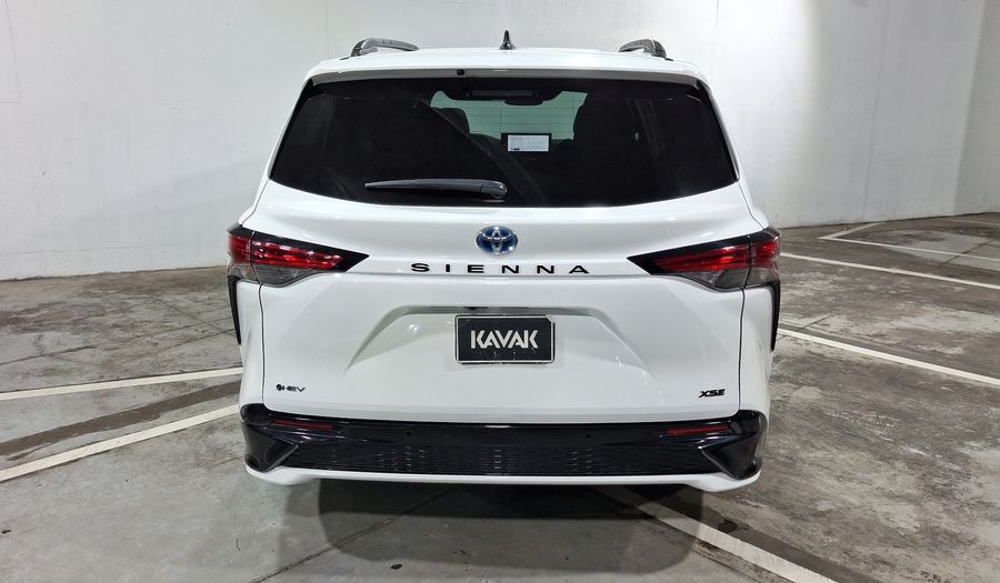Toyota Sienna 2.5 HEV XSE AUTO Minivan 2025
