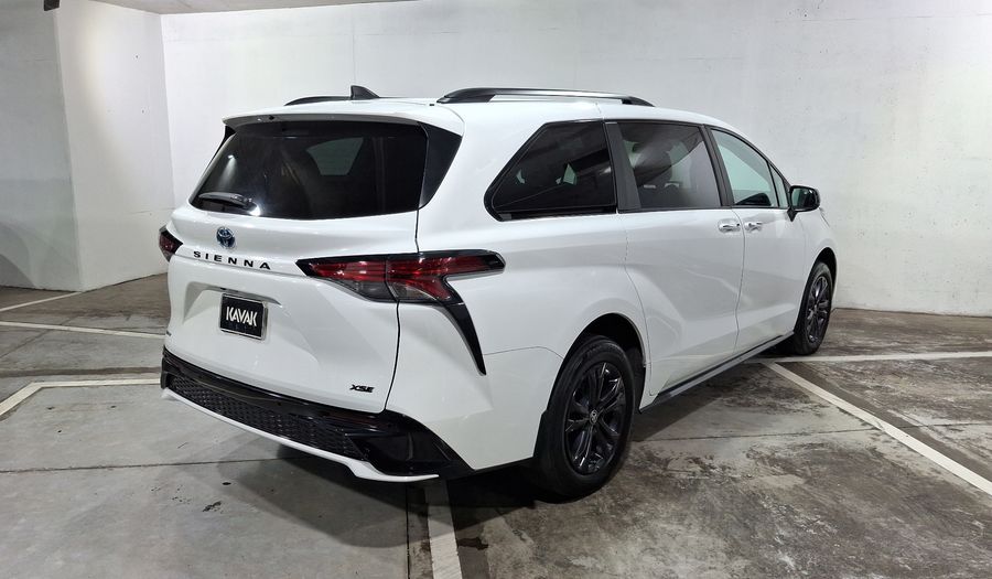 Toyota Sienna 2.5 HEV XSE AUTO Minivan 2025