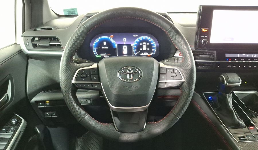 Toyota Sienna 2.5 HEV XSE AUTO Minivan 2025