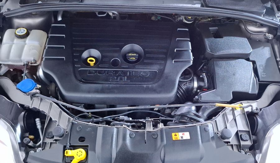 Ford Focus 2.0 AMBIENTE MT Sedan 2014