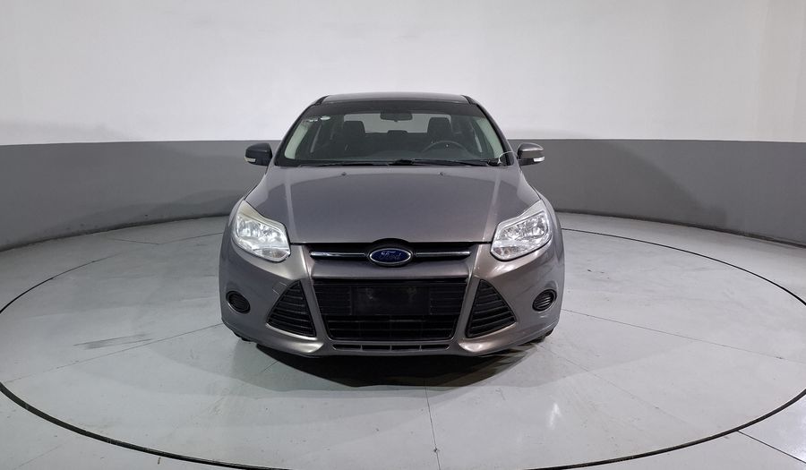 Ford Focus 2.0 AMBIENTE MT Sedan 2014