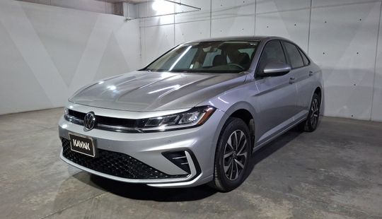 Volkswagen • Jetta