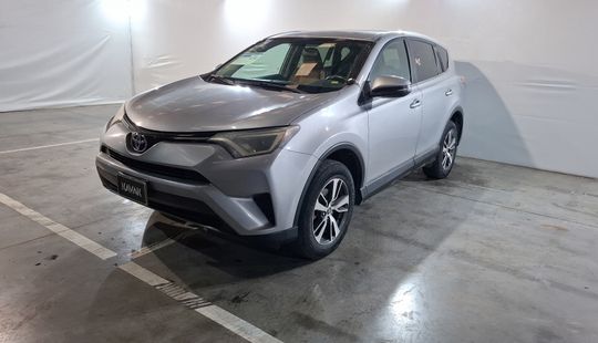 Toyota • RAV4