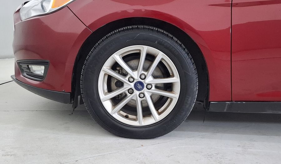 Ford Focus 2.0 SE AT Hatchback 2015