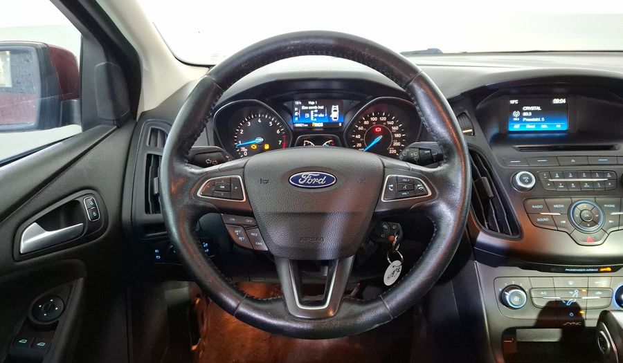 Ford Focus 2.0 SE AT Hatchback 2015