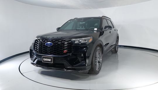 Ford • Explorer