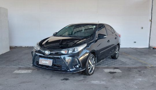 Toyota • Yaris