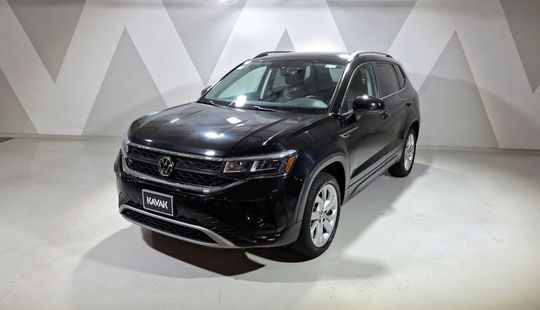 Volkswagen • Taos