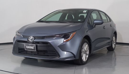Toyota • Corolla