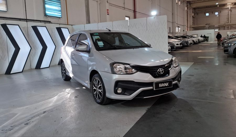 Toyota Etios 1.5 XLS Hatchback 2021