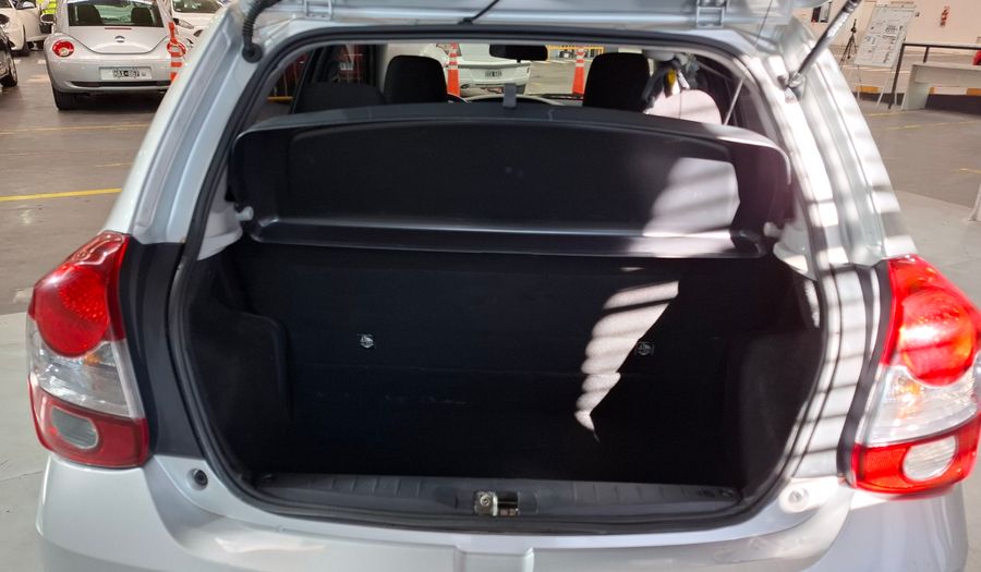 Toyota Etios 1.5 XLS Hatchback 2021
