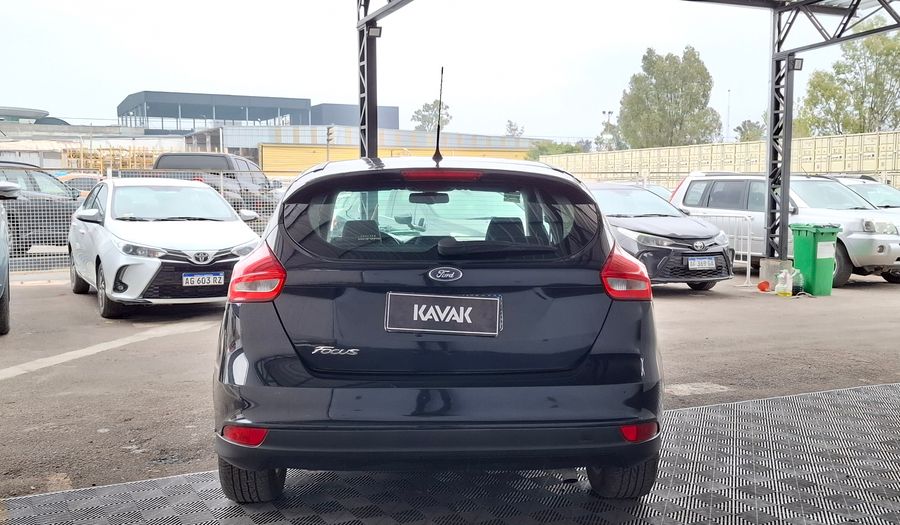 Ford Focus Iii 1.6 S Hatchback 2017