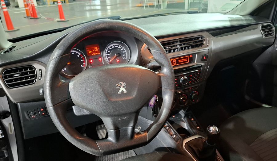 Peugeot 301 1.6 HDI ALLURE Sedan 2017