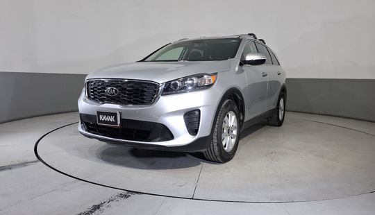 Kia • Sorento