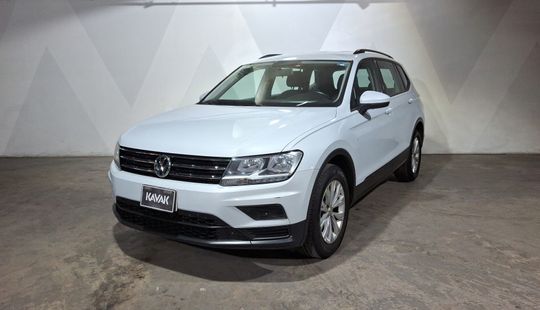 Volkswagen • Tiguan