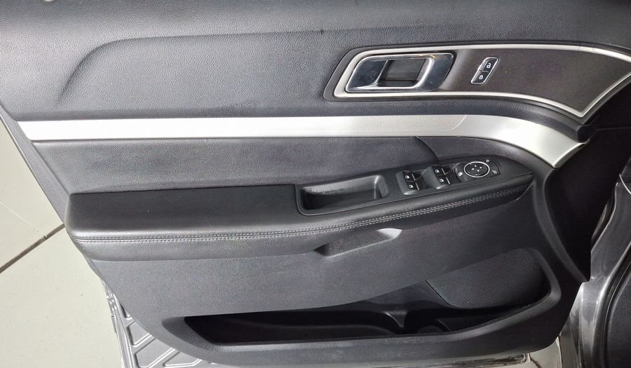 Ford Explorer 3.5 XLT V6 4X2 AT Suv 2016