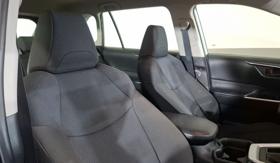 Toyota Rav4 2.5 LE AUTO Suv 2020