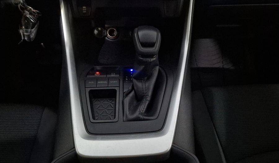Toyota Rav4 2.5 LE AUTO Suv 2020