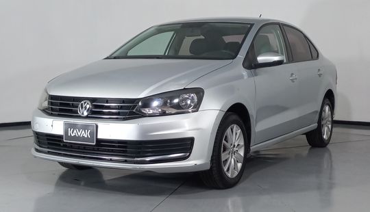 Volkswagen • Vento