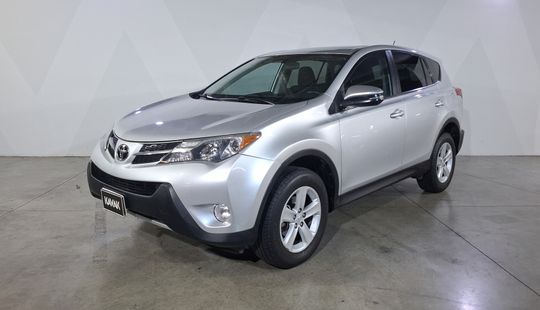 Toyota • RAV4