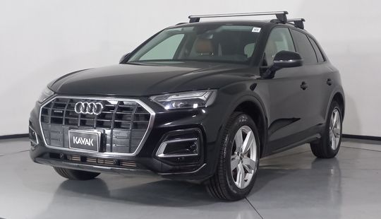 Audi • Q5